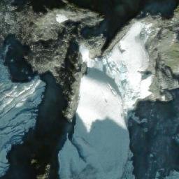 Satellite imagery of Shroud Mountain, CA
