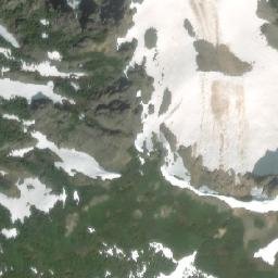 Satellite imagery of Mount Johnstone, CA