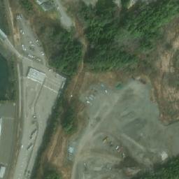 Satellite imagery of Oldfield Breakwater Light, CA