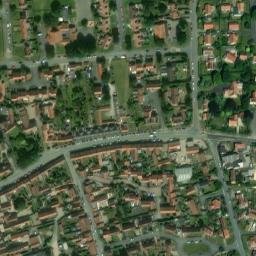 Satellite imagery of Helmsley Castle, GB