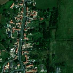 Satellite imagery of Slingsby Castle, GB