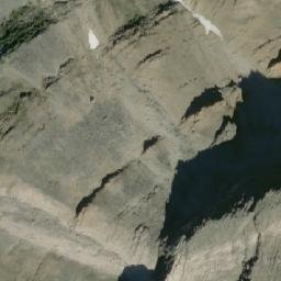 Satellite imagery of Mount Carr-Hilton, CA