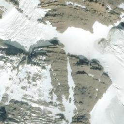 Satellite imagery of Mount Petrie, CA