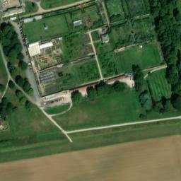 Satellite imagery of Henderskelfe Castle, GB