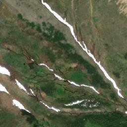 Satellite imagery of George Peak, CA