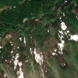 Satellite imagery of George Peak, CA