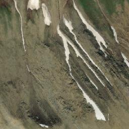 Satellite imagery of George Peak, CA