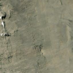 Satellite imagery of Wapiti Mountain, CA