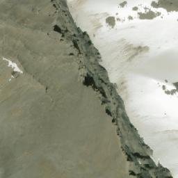 Satellite imagery of Wallbridge Mountain, CA