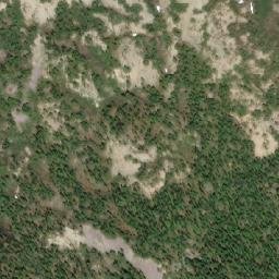 Satellite imagery of Mount Fetherstonhaugh, CA