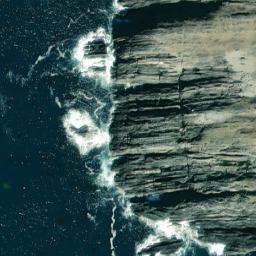 Satellite imagery of Carrickboorla, IE