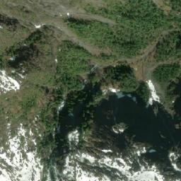 Satellite imagery of Mount Saunders, CA