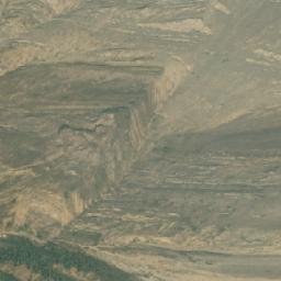 Satellite imagery of Mount Bazalgette, CA