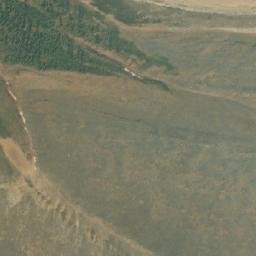 Satellite imagery of Mount Bazalgette, CA