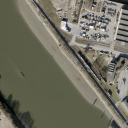Satellite imagery of Köhlbrand-Freileitungskreuzung, Mast Ost, DE