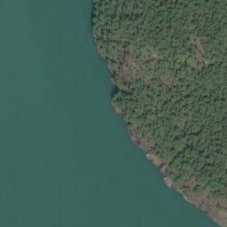 Satellite imagery of Entrance Bluff, CA
