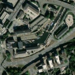 Satellite imagery of Sheffield Castle, GB