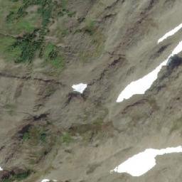 Satellite imagery of Lindquist Peak, CA