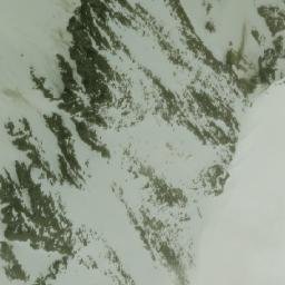 Satellite imagery of Ozalenka Peak, CA