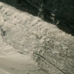 Satellite imagery of Mount Henday, CA