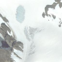 Satellite imagery of Mount McVickar, CA
