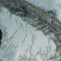 Satellite imagery of Resplendent Mountain, CA