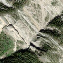 Satellite imagery of Cinquefoil Mountain, CA