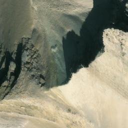 Satellite imagery of Snaring Mountain, CA