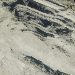 Satellite imagery of Razor Peak, CA