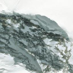 Satellite imagery of Tsaydaychuz Peak, CA