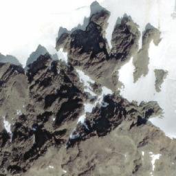 Satellite imagery of Jumble Mountain, CA