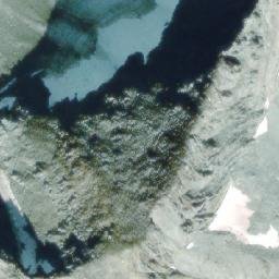 Satellite imagery of Mount Youngren, CA