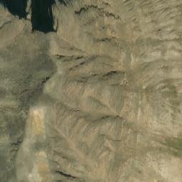 Satellite imagery of Tête Roche, CA