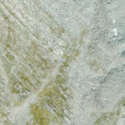 Satellite imagery of Mount Youngren, CA