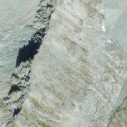 Satellite imagery of Mount Youngren, CA