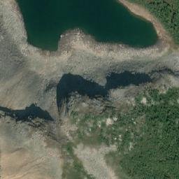 Satellite imagery of Holloway Rock, CA