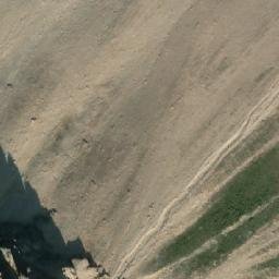 Satellite imagery of Roche Noire, CA