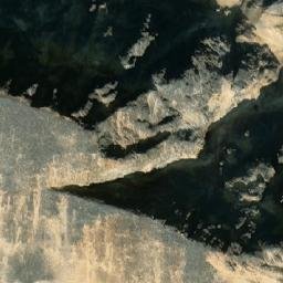 Satellite imagery of Roche Noire, CA