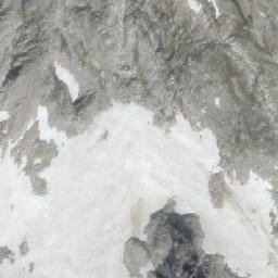 Satellite imagery of Nooskulla Peak, CA
