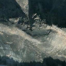 Satellite imagery of Vista Peak, CA