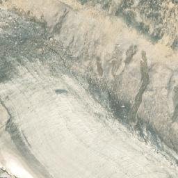 Satellite imagery of Vista Peak, CA