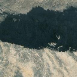 Satellite imagery of Caniche Peak, CA