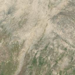 Satellite imagery of Caniche Peak, CA