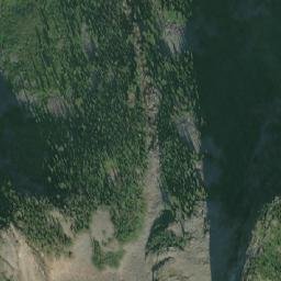 Satellite imagery of Portcullis Peak, CA