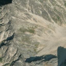 Satellite imagery of Gateway Peak, CA