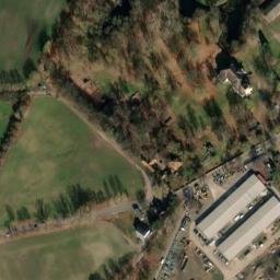 Satellite imagery of Schloss Börnicke, DE