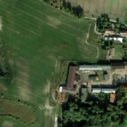 Satellite imagery of Nieszawa - Pałac z poł.XIX w., PL