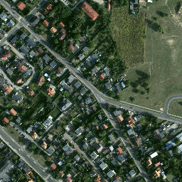 Satellite imagery of Szamotuły -Zamek póznogotycki, PL