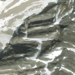 Satellite imagery of Mastodon Mountain, CA