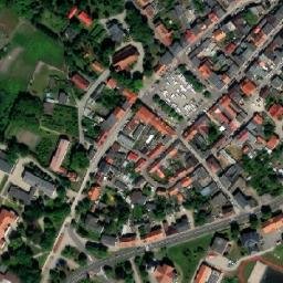 Satellite imagery of Pniewy - Pałac póznobarokowy, PL